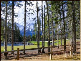 The property at 529 Silvertip Point - Southwest view